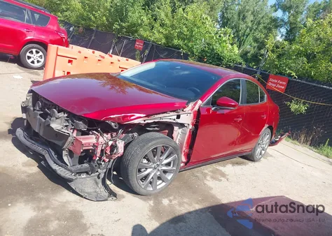 2021 Mazda Mazda3 Select z USA, uszkodzony, nr VIN JM1BPABLXM1316491